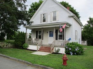 54 Arnold St, Dartmouth, MA 02748