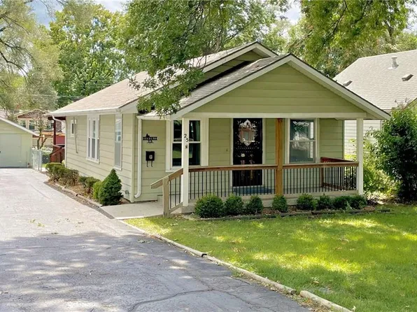25 W 79th St, Kansas City, MO 64114