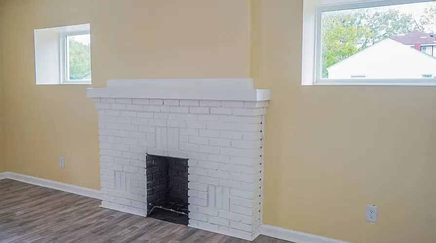 3 bed, 1200 sqft, $1,600 — Photo 3