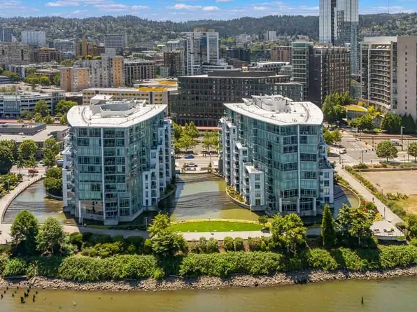 1310 NW Naito Pkwy Unit 706A, Portland, OR 97209