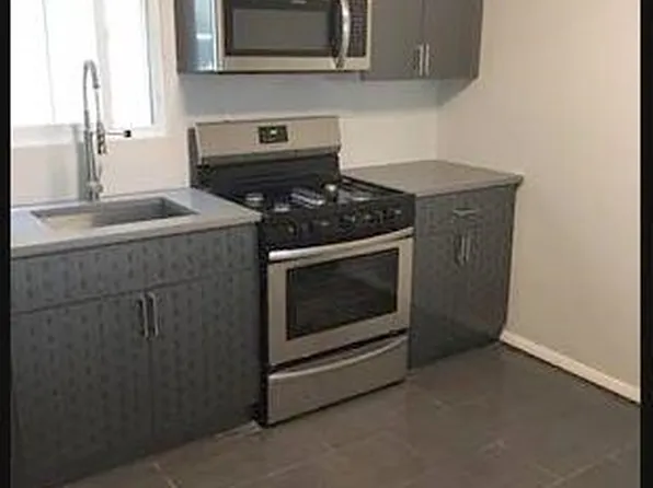 398 Ege Avenue image 3 of 12