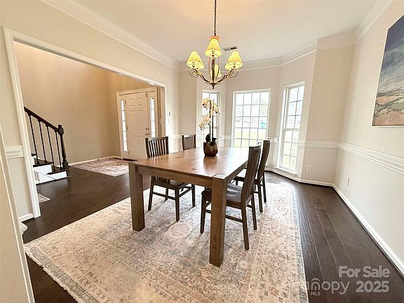 5th image of 7484 Brentfield Ln