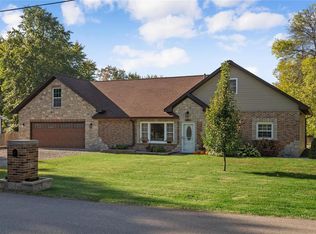 17 Circle Way, Saint Peters, MO 63376