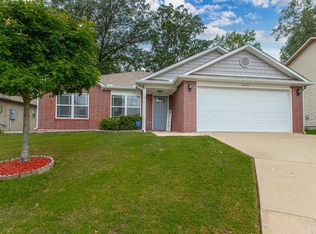 2604 Chapel Creek Dr, Benton, AR 72015