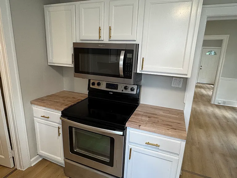 1235 Quarry Ave NW — Photo 5