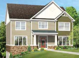 5004 Parkside Dr, Oakdale, PA 15071