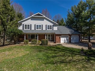 17945 Rauland Dr, Walton Hills, OH