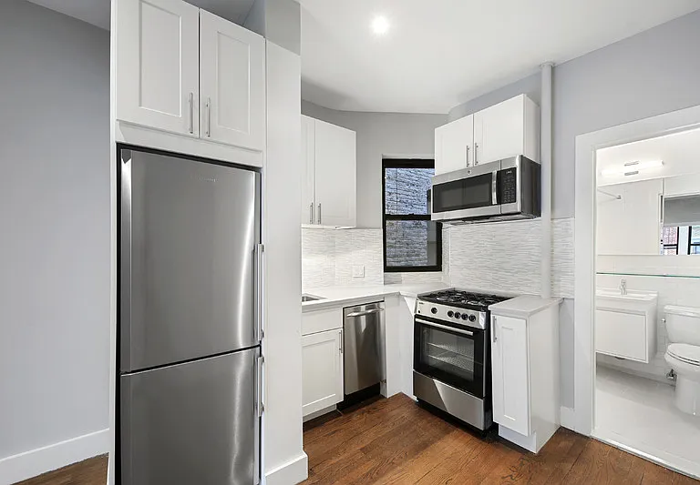 518 E 88th St #4B — Photo 6