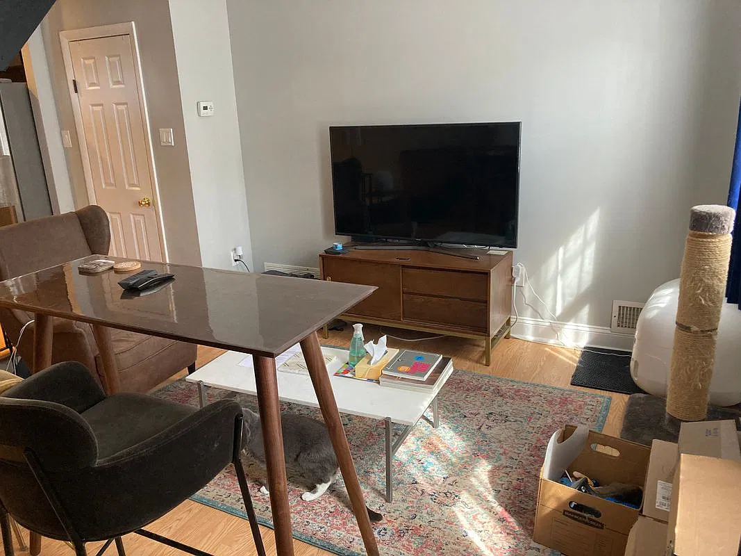 2 bed, 1.0 bath, 864 sqft, $2,199 — Photo 4