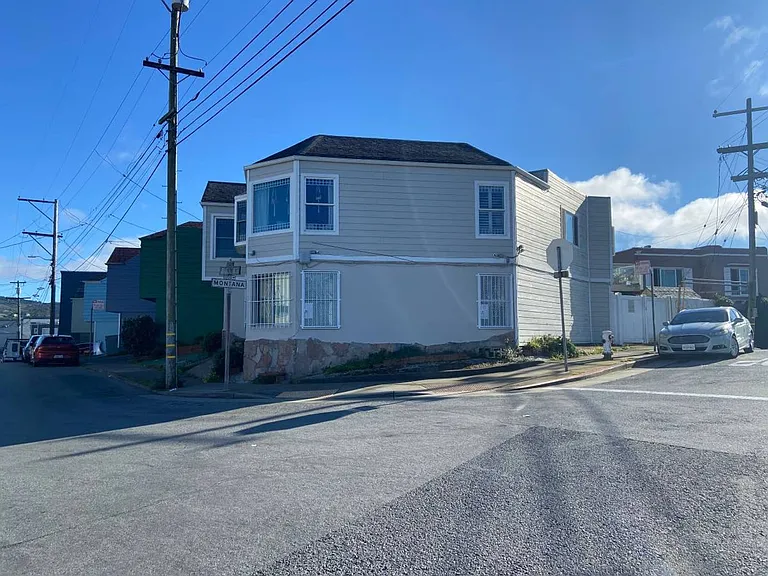 165 Summit St — Photo 1