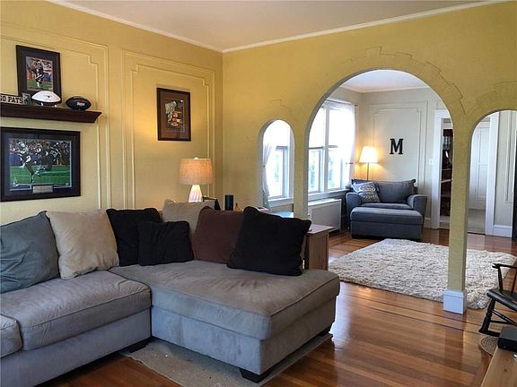 2nd image of 135 Lancaster St #137