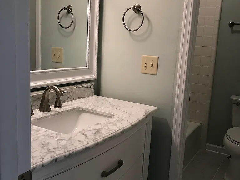 904 Ventura Pl — Photo 12