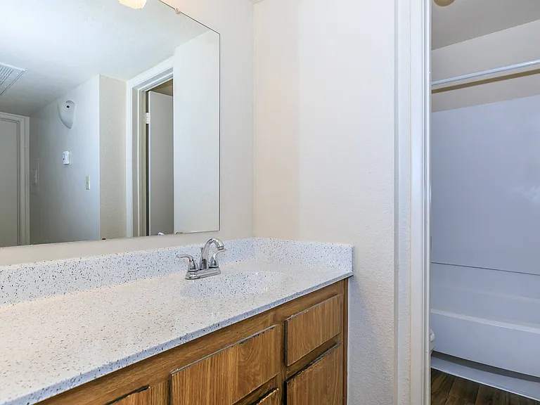 Saltera Apartments — Photo 15