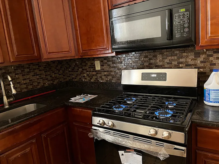 Newer gas range
