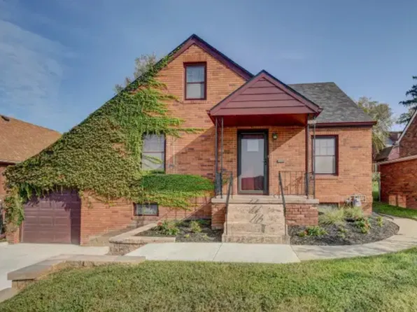 4308 Center St, Omaha, NE 68105
