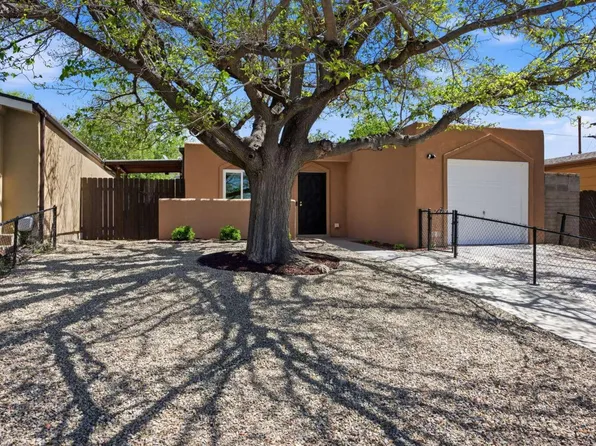608 Mountain View Ave NE, Albuquerque, NM 87123