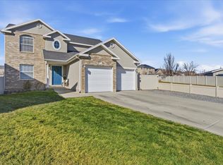 427 W Cinnamon Cir, Saratoga Springs, UT 84045