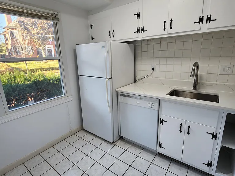 350 Fairmont Ave — Photo 24
