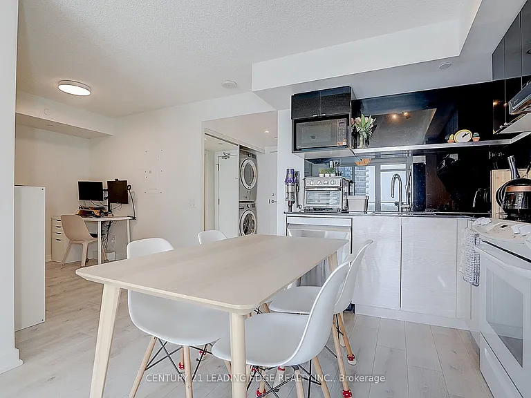 72 Esther Shiner Blvd #2102 — Photo 20