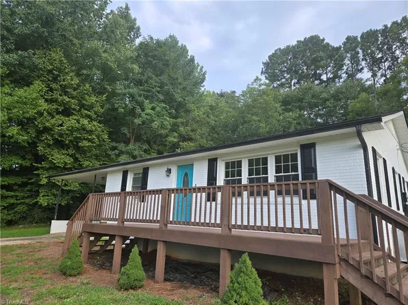 3126 Cedar Falls Rd, Franklinville, NC 27248