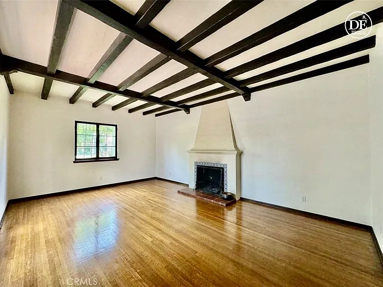 580 S Berkeley Ave — Photo 6