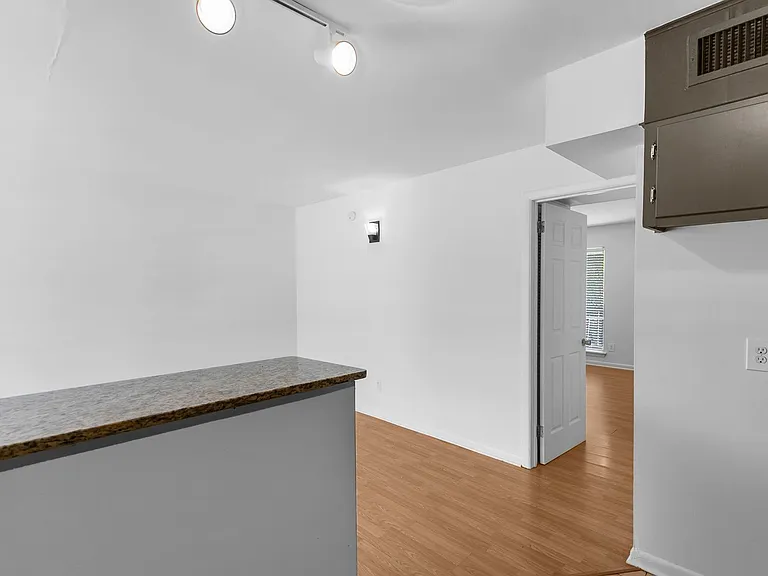 Fox Hall — Photo 15