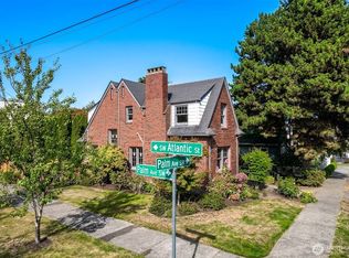 1443 Palm Avenue SW, Seattle, WA 98116