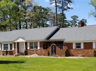 1220 Lawrence Grey Dr, Virginia Beach, VA 23455