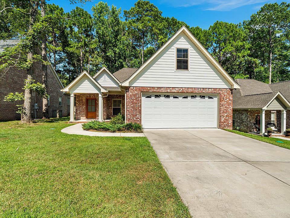 1st image of 15 Cottage Park