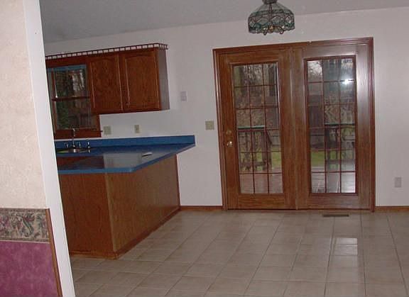 5th image of 1025 Brewster Ct