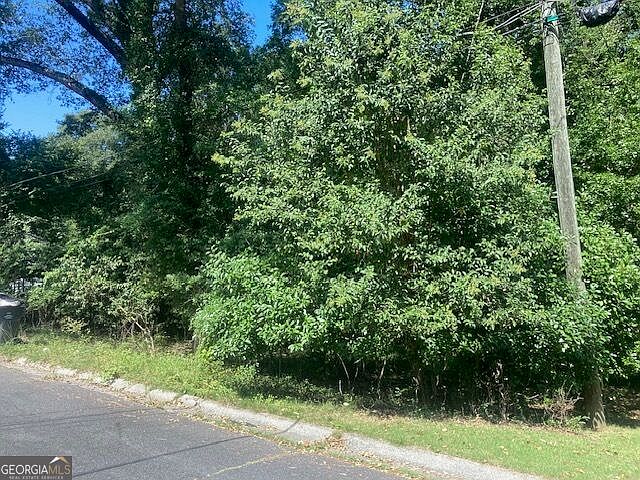 1st image of 222 Oakdale Rd
