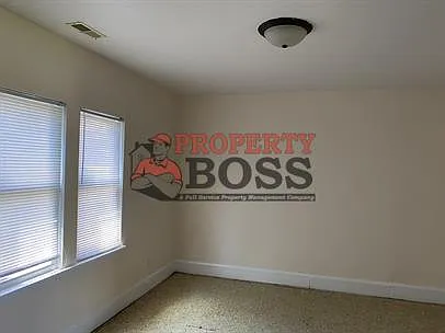 4911 Homerlee Avenue Unit#2R - 2R — Photo 2
