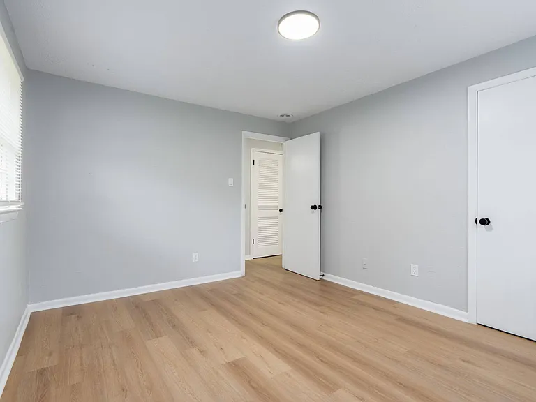 Bedroom(Renovated)