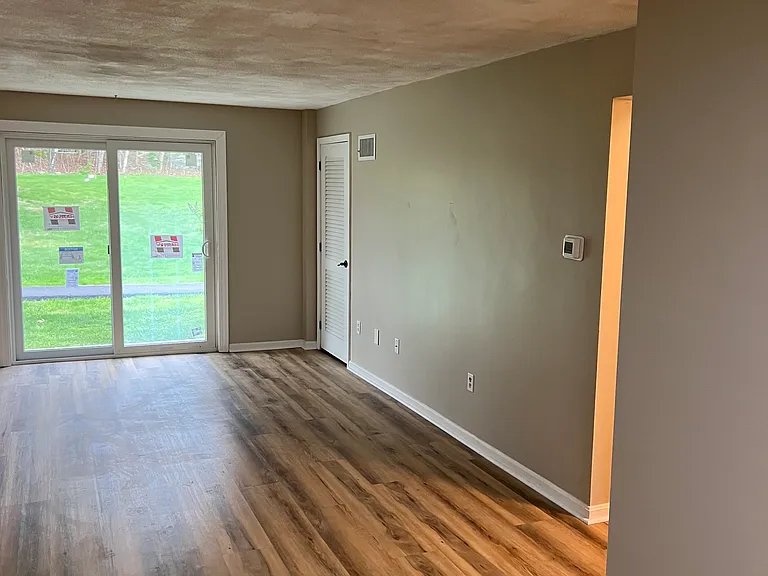4 Heritage Village Dr #115 — Photo 10