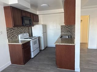 Magnolia, El Cajon, CA 92020