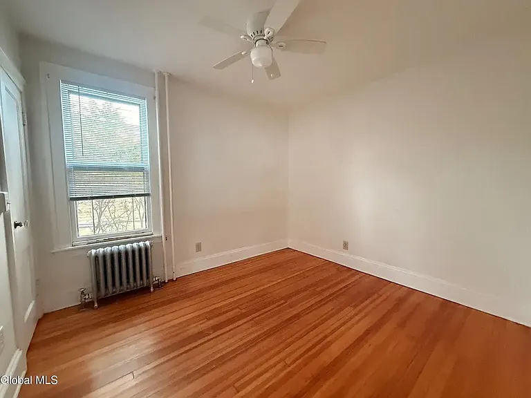 602 Morris St — Photo 7