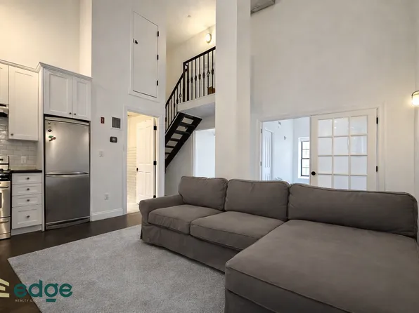 271 Metropolitan Avenue image 1 of 15