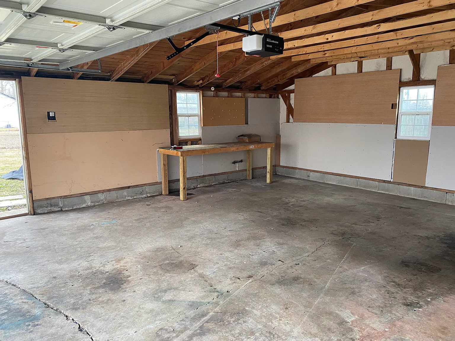 3 bed, 780 sqft, $1,250 — Photo 3