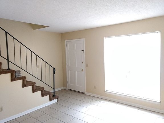 4th image of 2905 15th Ave APT 1