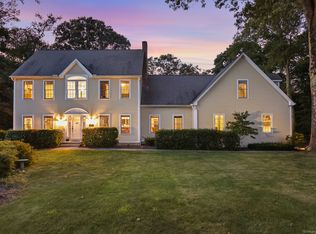 58 Anderson Rd, Pomfret Center, CT 06259