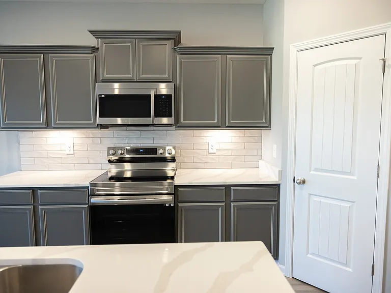 5740 Cloverwood Dr — Photo 6