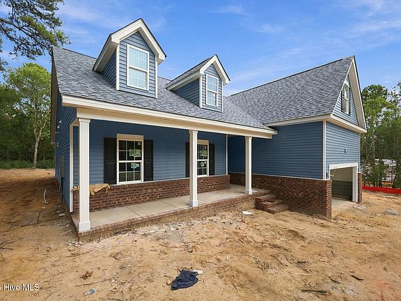 2nd image of 125 Hidden Pines Way