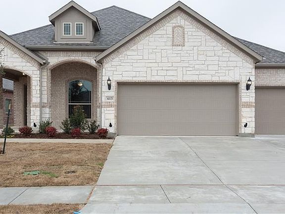 2nd image of 613 Brook Dr