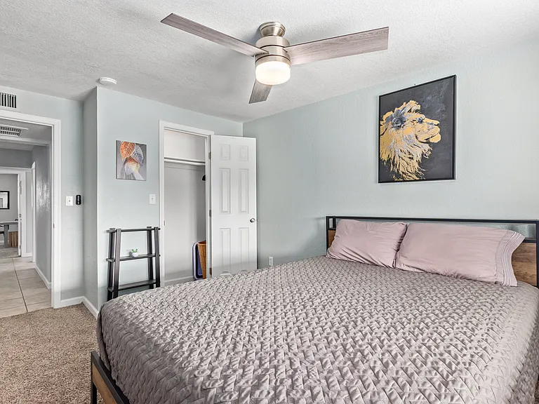 2031 E Orange St — Photo 23