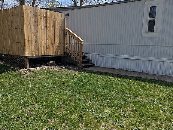2nd image of 106 Maya Dr SW