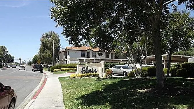 8452 Capricorn Way — Photo 10