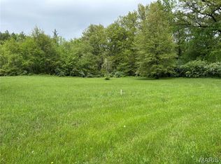 146 Bunny Trl, Carlyle, IL 62231