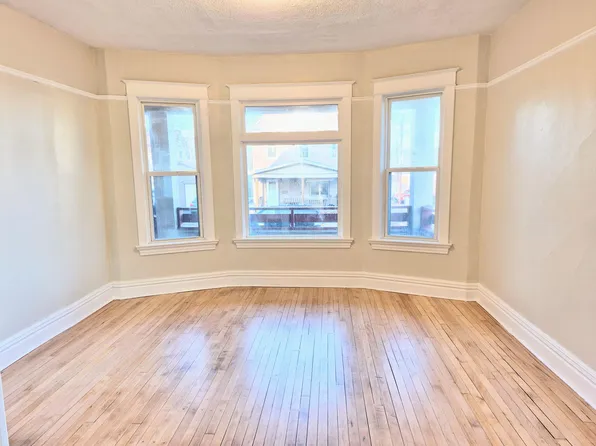 417 Michigan Ave #1, Duluth, MN 55806