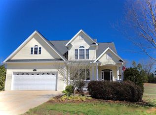 609 Bryant Crossing Dr, West Union, SC 29696