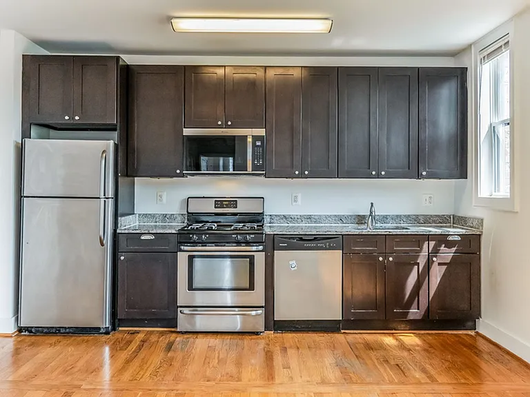 Carraway - 1575 Spring Pl NW — Photo 7